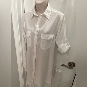 Ralph Lauren 100% White Cotton Long Sleeves Roll tab blouse in Small